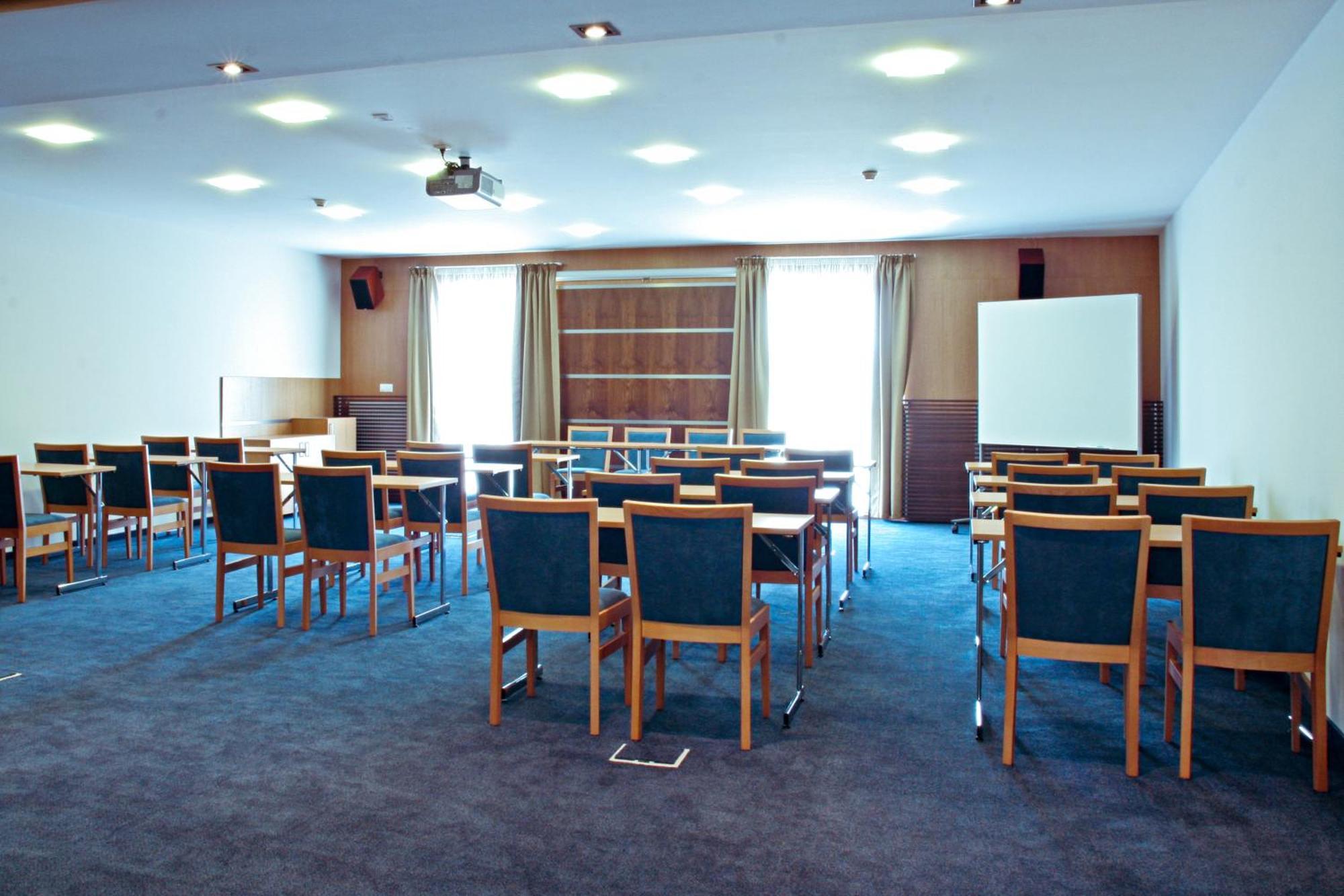 Impiq Hotel Trnava Faciliteter billede
