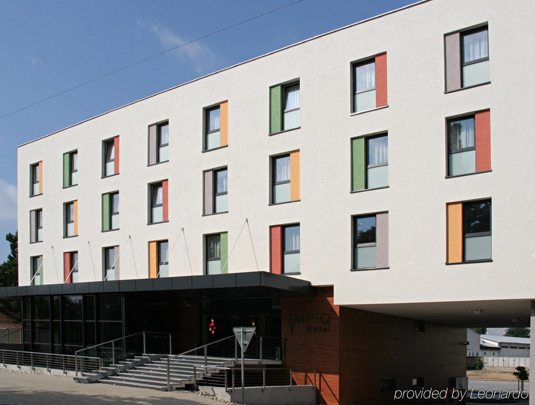 Impiq Hotel Trnava Eksteriør billede